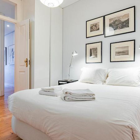 Castelo Design Aparment W/ Balcony & Super View By Lovelystay Lisboa Extérieur photo