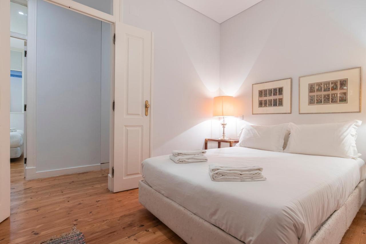 Castelo Design Aparment W/ Balcony & Super View By Lovelystay Lisboa Extérieur photo