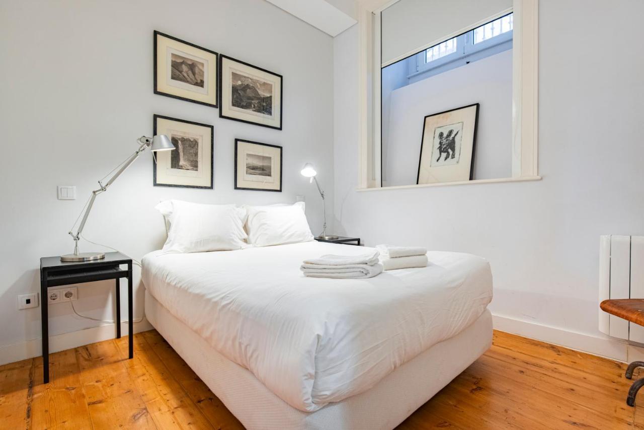 Castelo Design Aparment W/ Balcony & Super View By Lovelystay Lisboa Extérieur photo