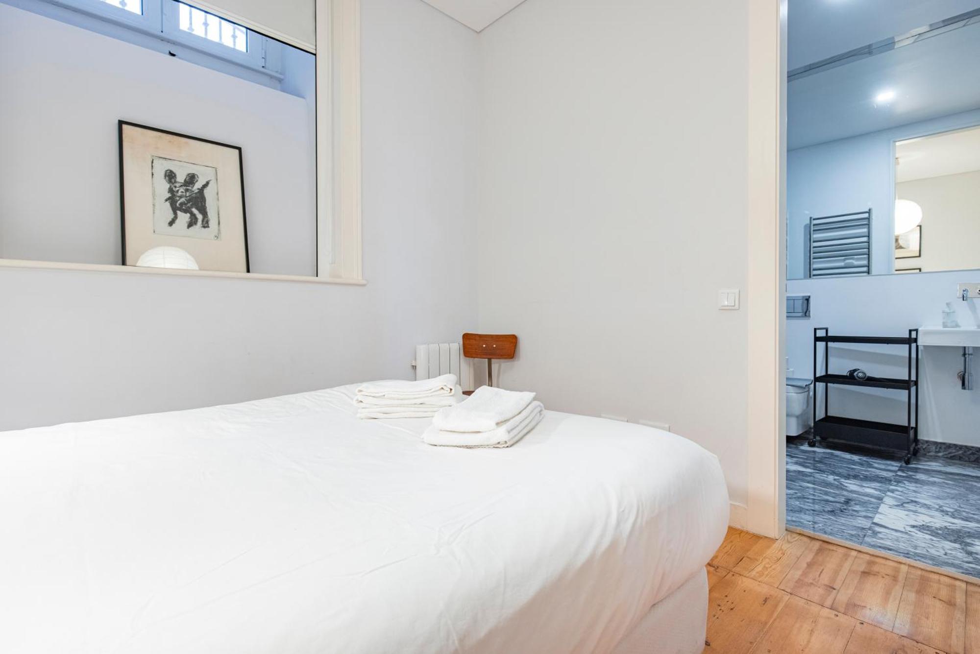 Castelo Design Aparment W/ Balcony & Super View By Lovelystay Lisboa Extérieur photo