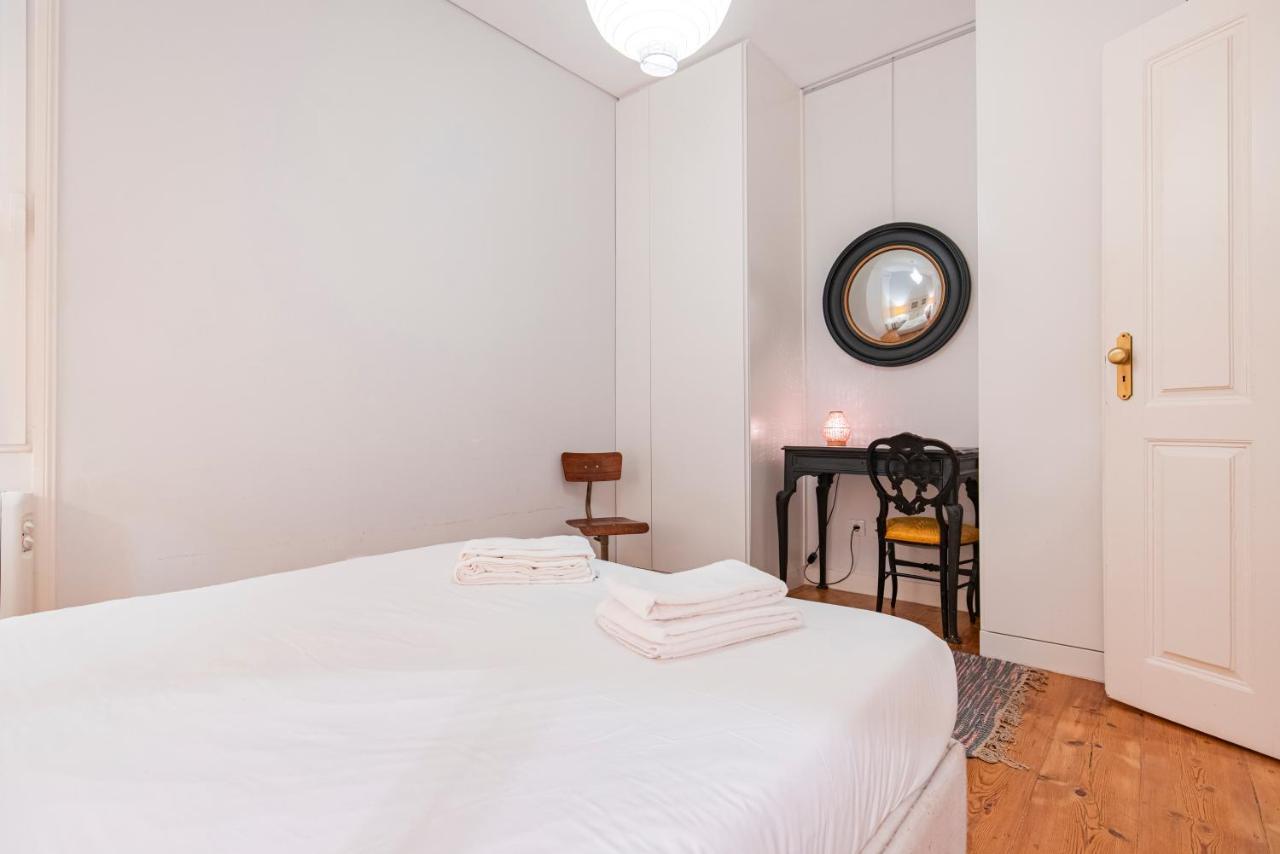 Castelo Design Aparment W/ Balcony & Super View By Lovelystay Lisboa Extérieur photo