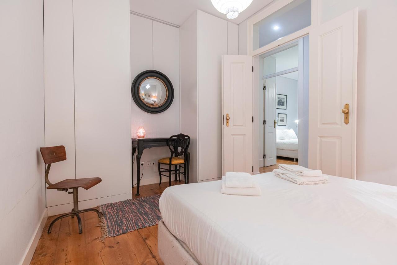 Castelo Design Aparment W/ Balcony & Super View By Lovelystay Lisboa Extérieur photo